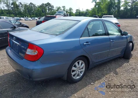2002 Toyota Camry Xle V6 из США, поврежденный, VIN 4T1BF30K72U511576